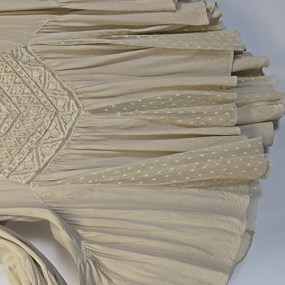 Free People Flowy Bell Sleeve Top - Size Medium - Picture 4 of 14